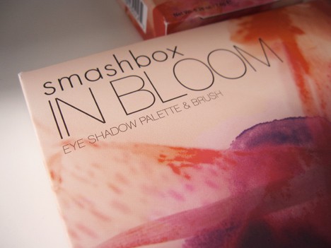 Smashbox In Bloom Eye Shadow Palette en Brush verpakking