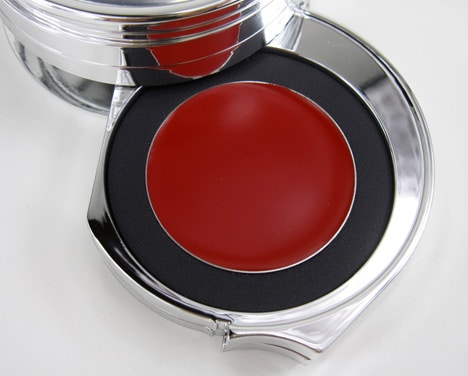Kaleidoscope Lip Kit in Breathless in rijke warme rode tint met een meer gematteerde afwerking 