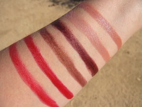 Milani Color Perfect Lipstick collectie swatches