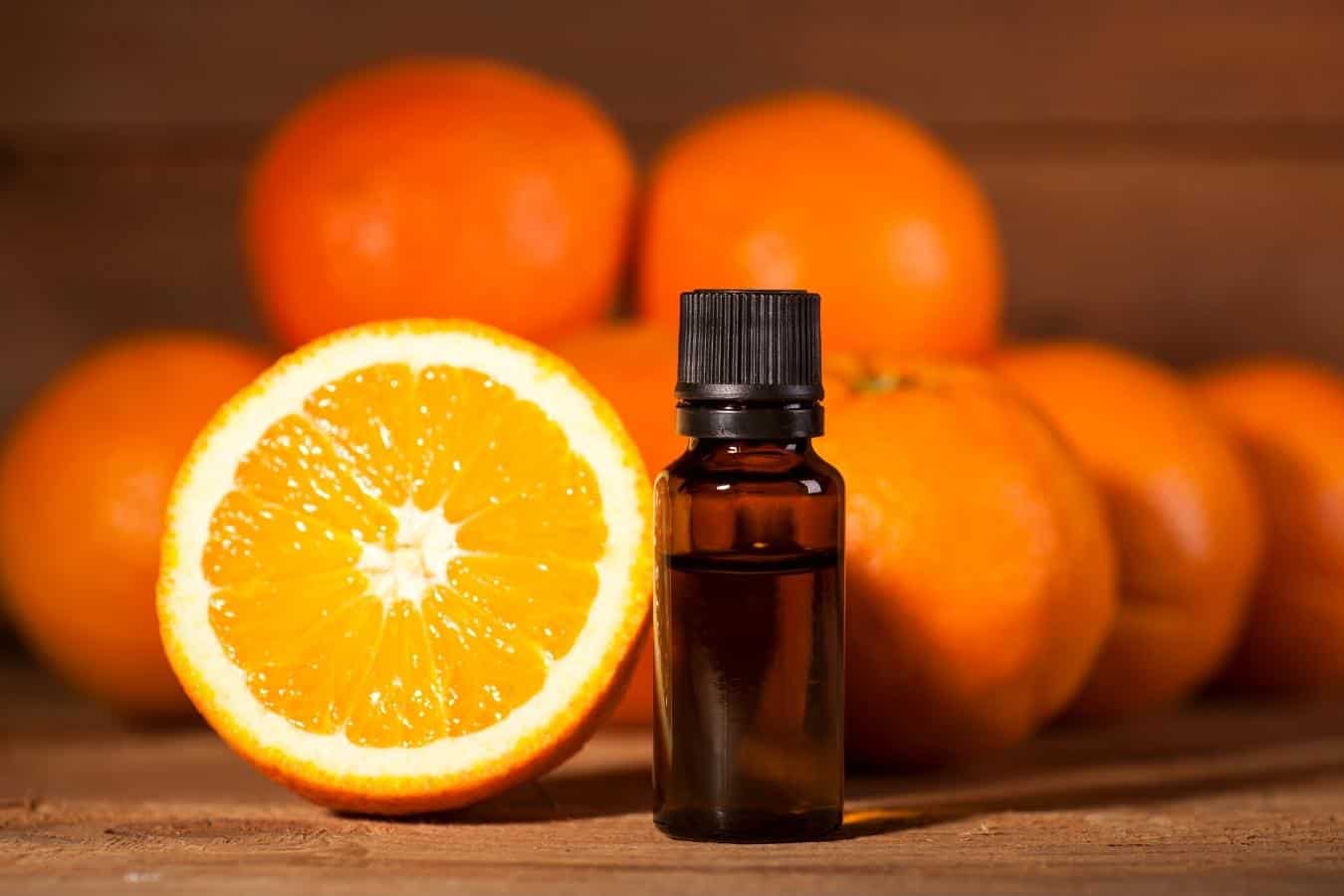 Manieren om oranje etherische olie te gebruiken