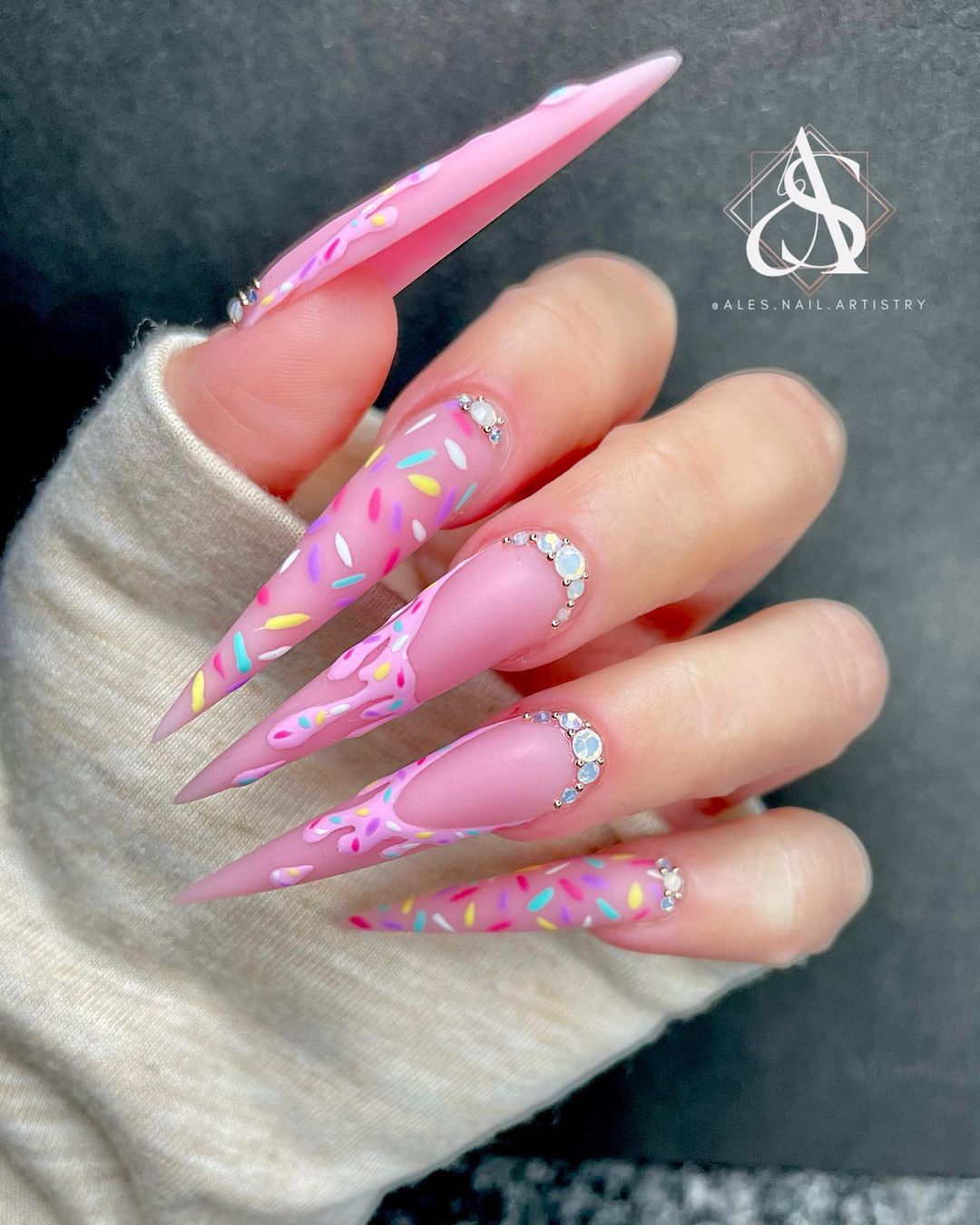 Sweet Pink Stiletto Nagels