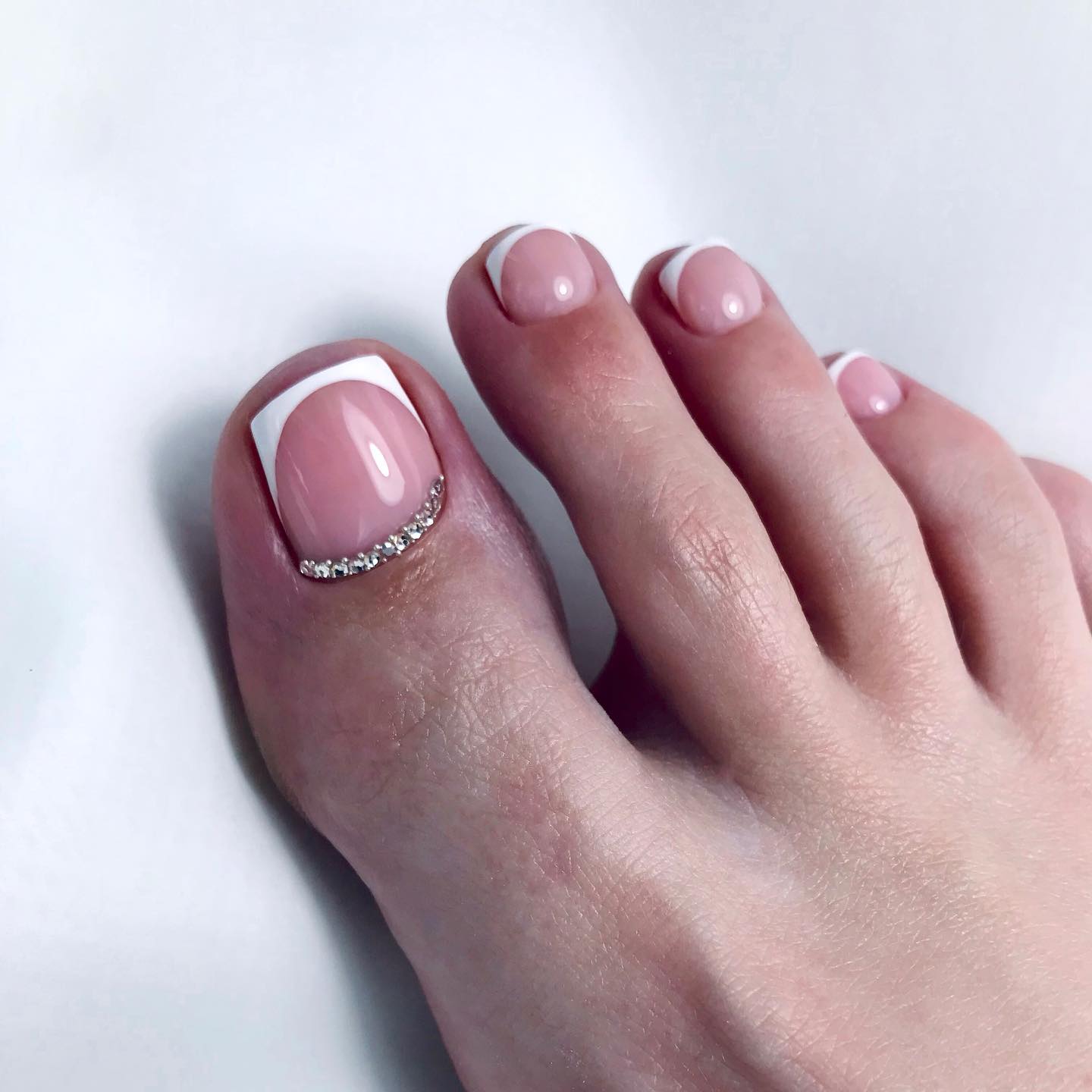 French Tip Pedicure met Strass steentjes