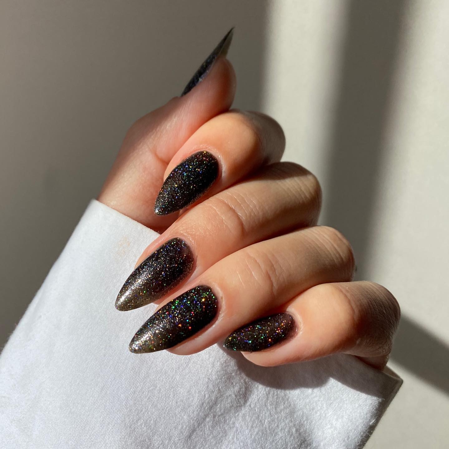 Pointy Zwarte Glitter Nagels