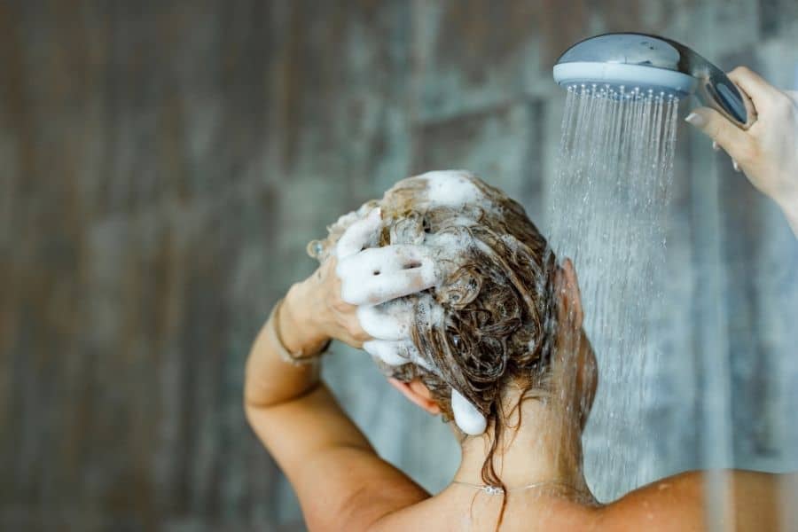 Chemicaliën om te vermijden in shampoo