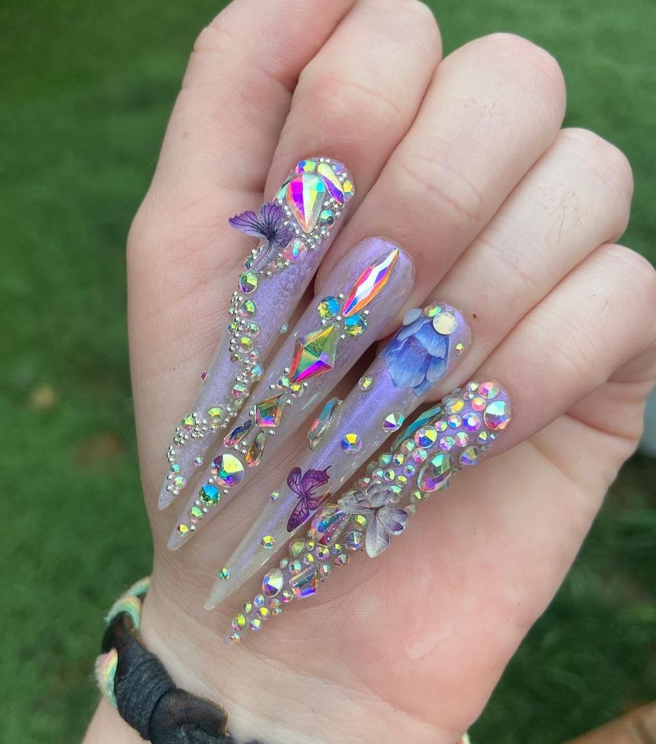 Stiletto nagels met 3D vlinders