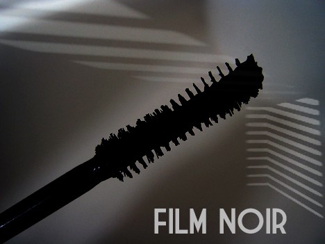 Hourglass Film Noir Mascara - de donkere schoonheid krijgt de wht review